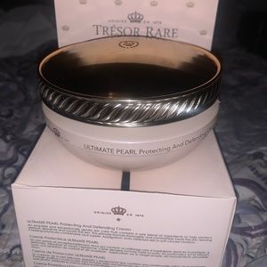 Tresor Rare  ULTIMATE PEARL Protecting And Defending Cream